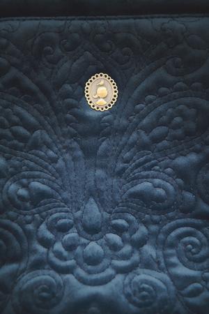 Große Kosmetiktasche aus Samt – Velvet Quilted Days – Pip Studio (blau)