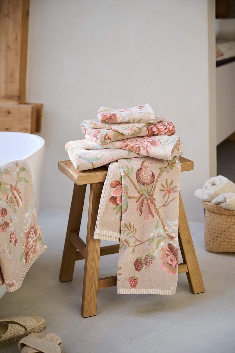 Malý ručník Secret Garden béžový – Pip Studio