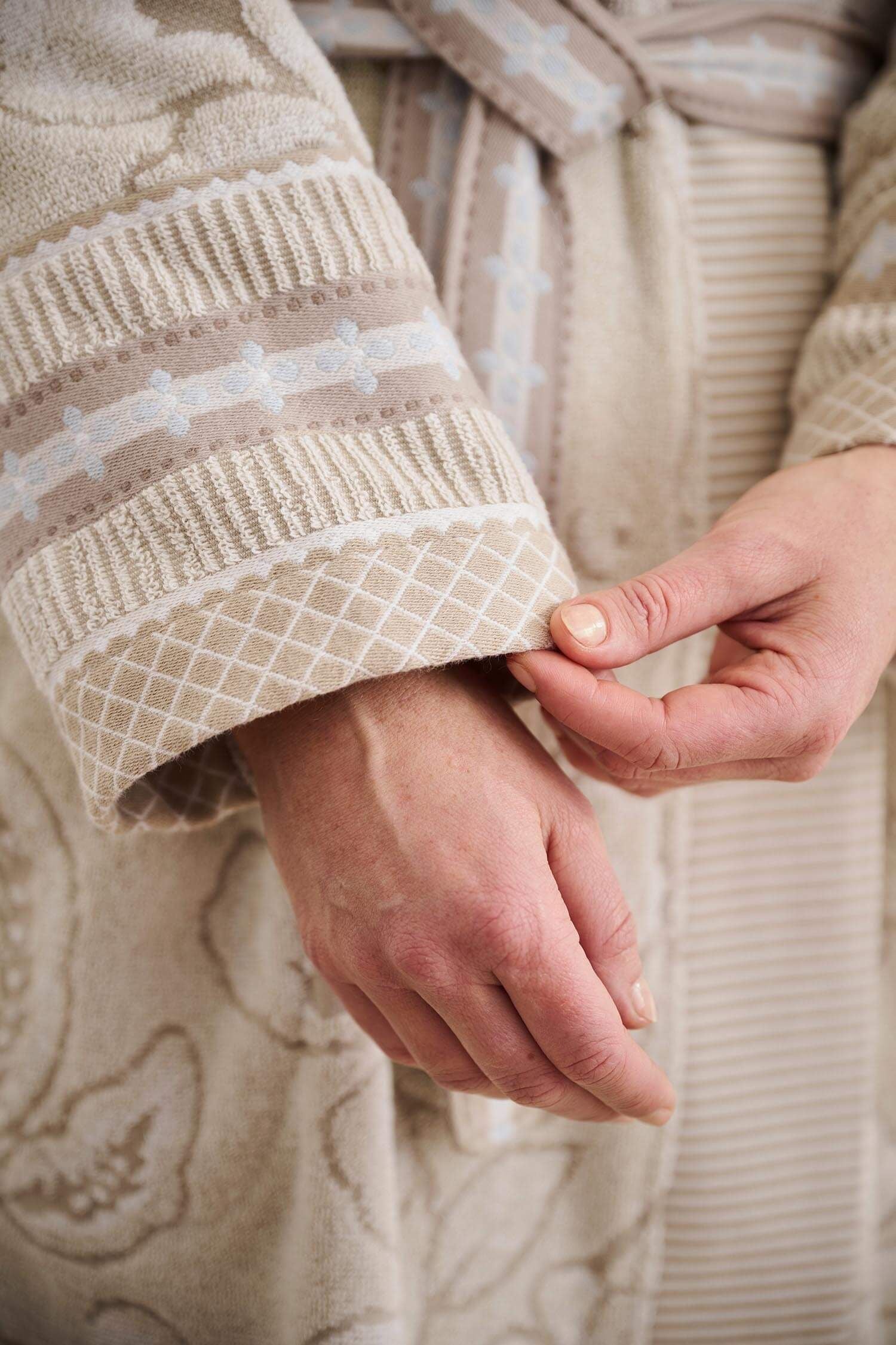 Župan Jasmin Jacquard Sand - Pip Studio